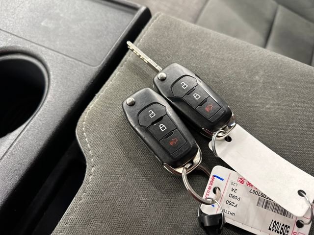 Certified 2024 Ford F250 XLT image 24