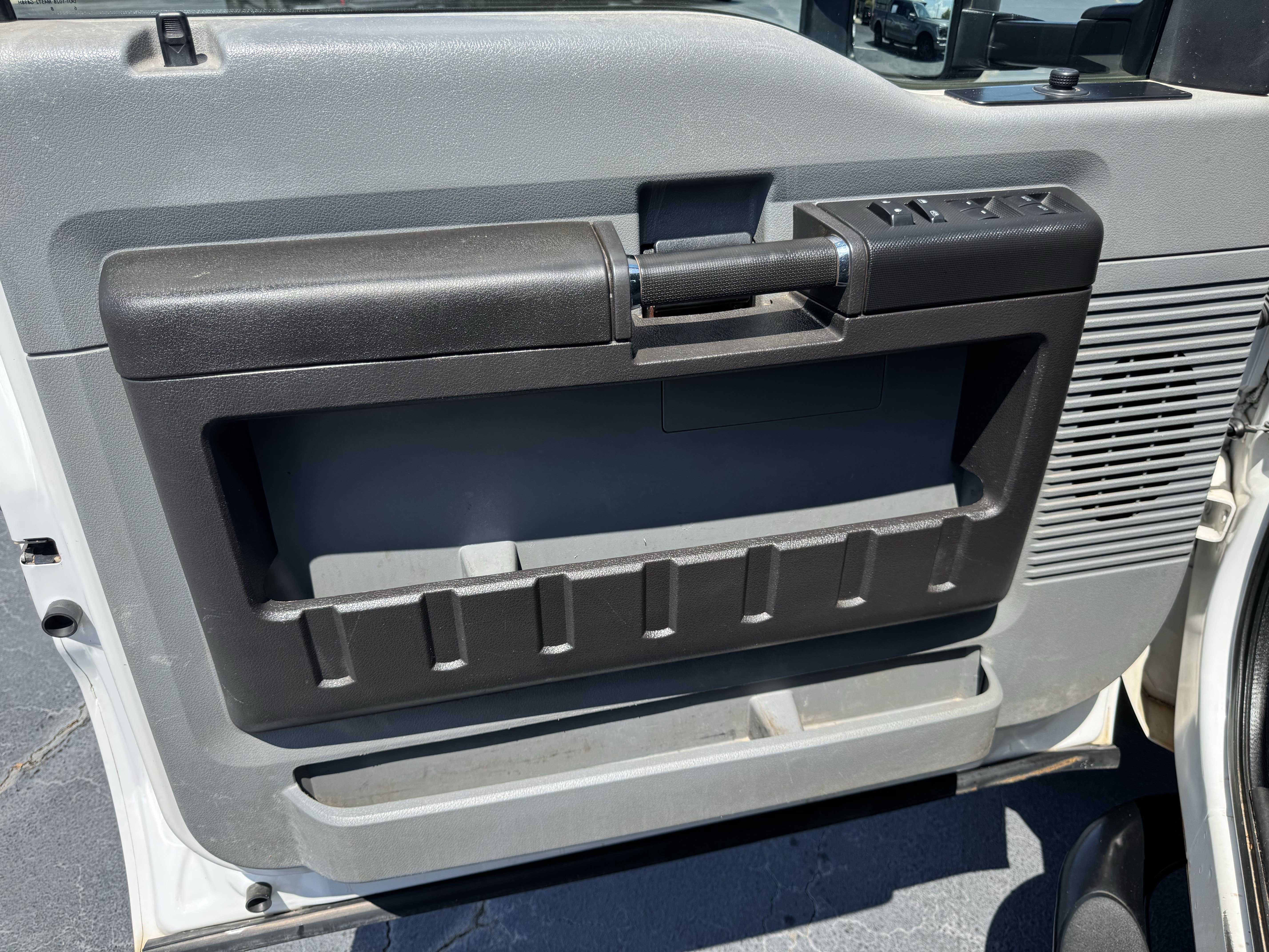 Used 2016 Ford F450 XL w/ Power Equipment Group AWD/4WD image 10