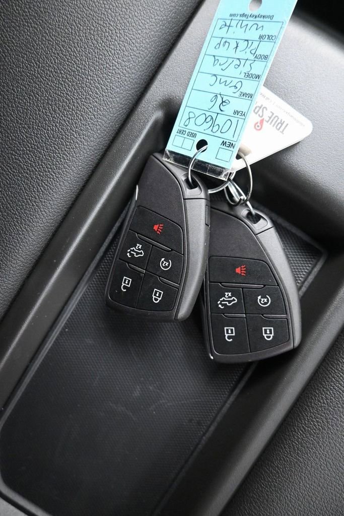 Used 2026 GMC Sierra 1500 Elevation image 11