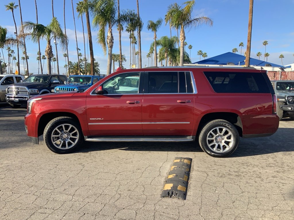 Used 2020 GMC Yukon XL Denali image 4