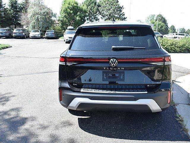 New 2025 Volkswagen Tiguan SE image 5