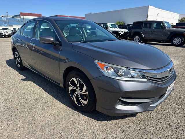 Used 2017 Honda Accord LX image 3