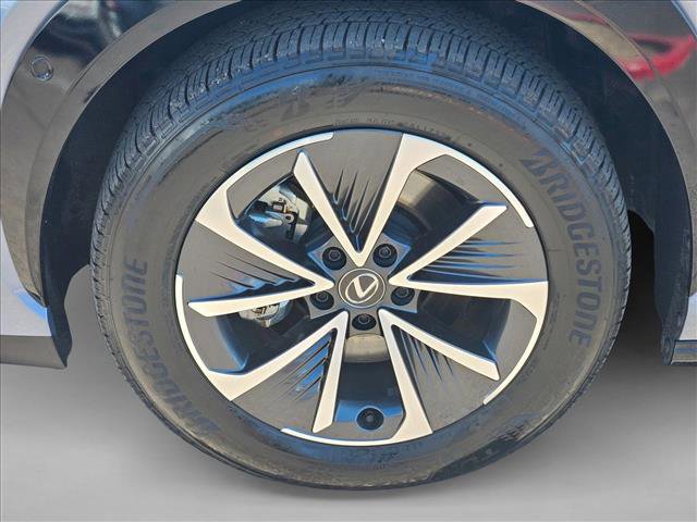 Used 2023 Lexus RZ 450e Premium w/ Technology Package AWD/4WD image 24