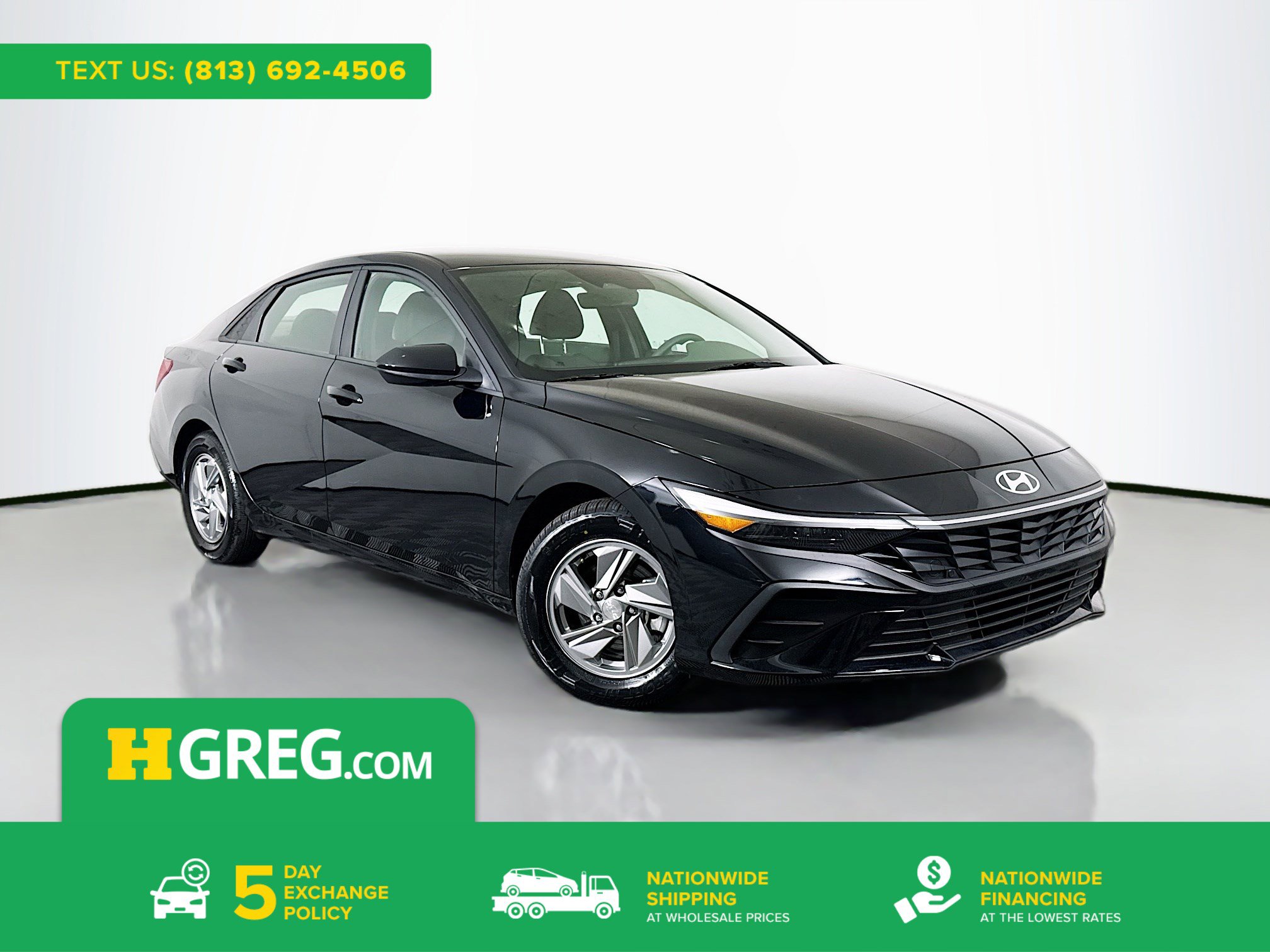 Used 2025 Hyundai Elantra SE image 1
