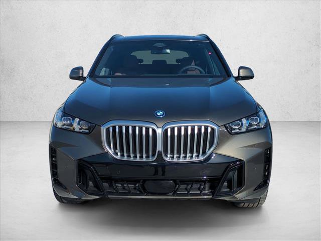 New 2026 BMW X5 xDrive50e image 6