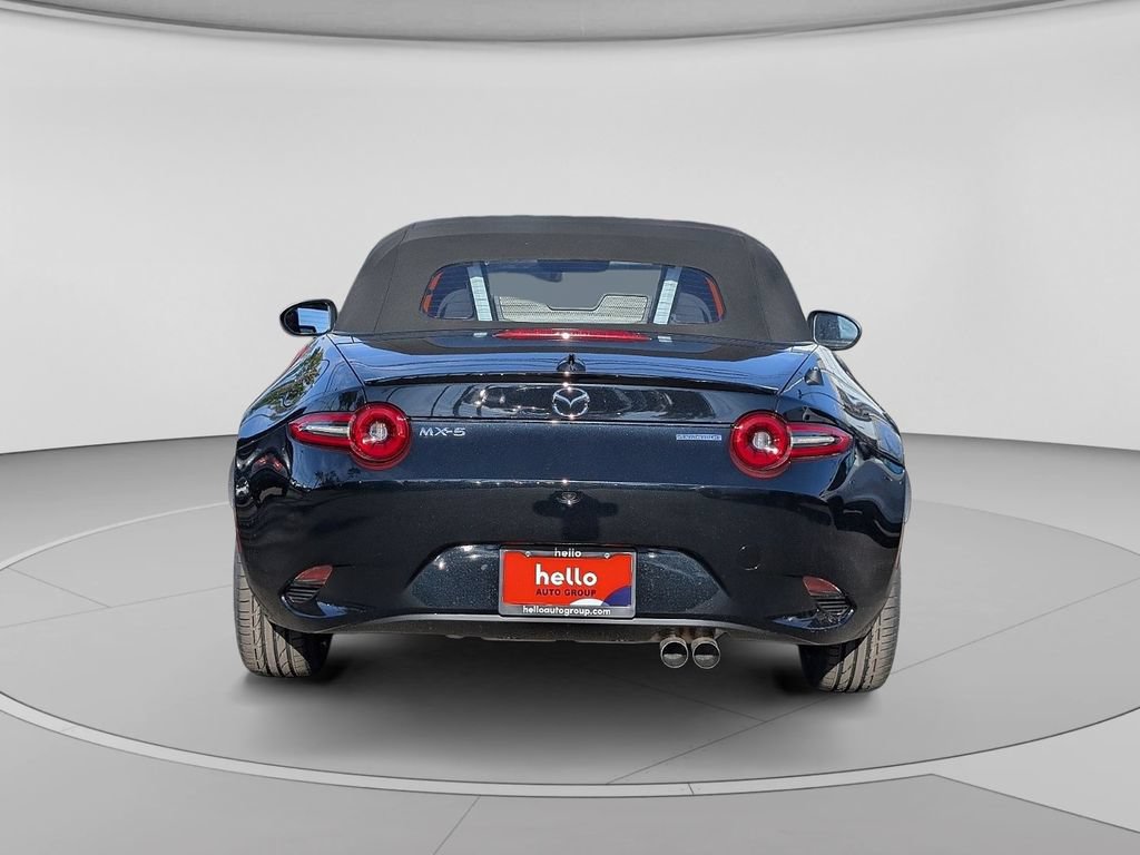 New 2026 MAZDA MX-5 Miata Club w/ Interior Package RWD image 11