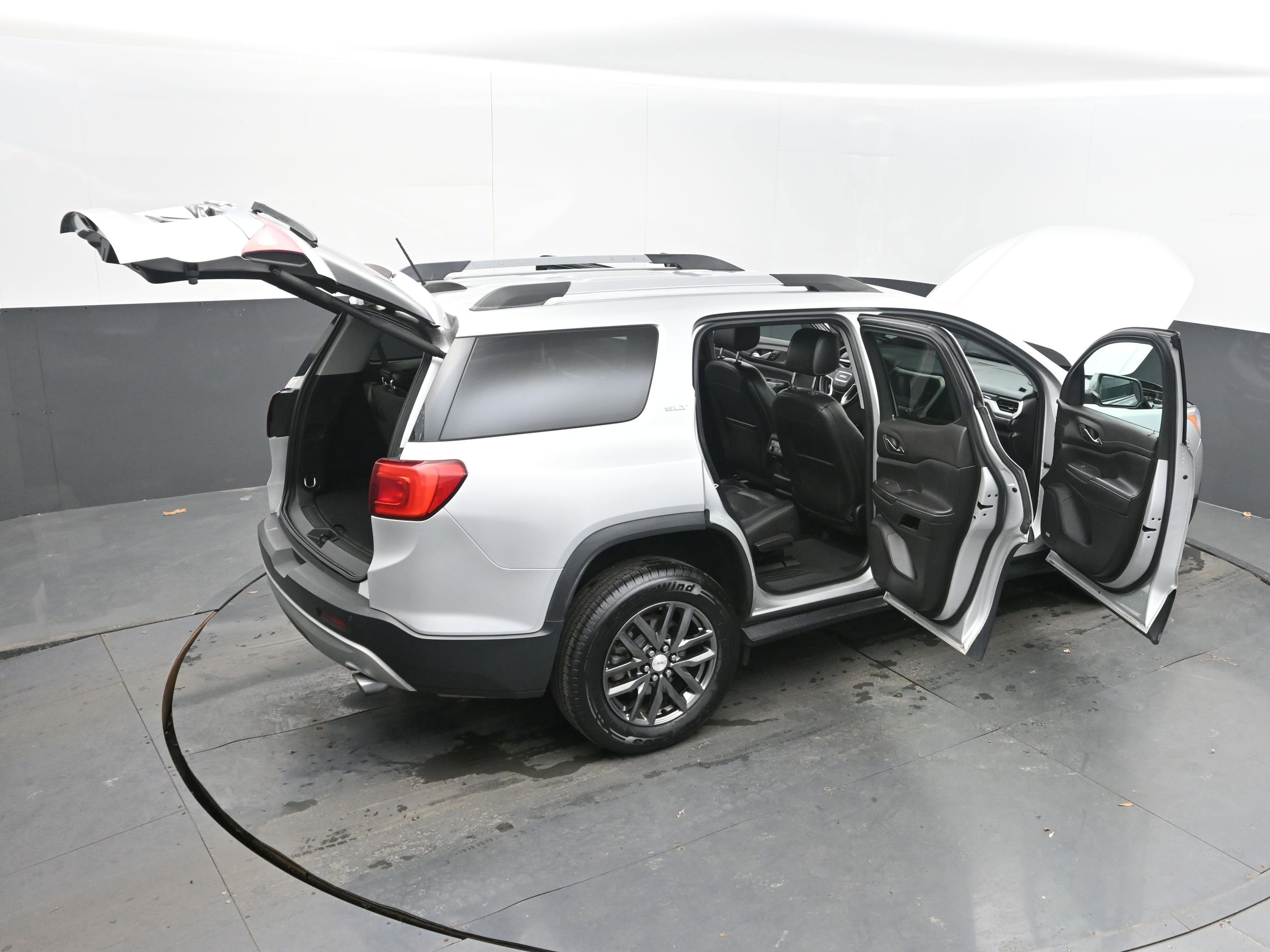 Used 2019 GMC Acadia SLT image 45