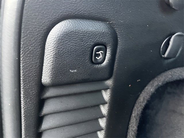 Used 2020 Jeep Grand Cherokee Altitude image 36