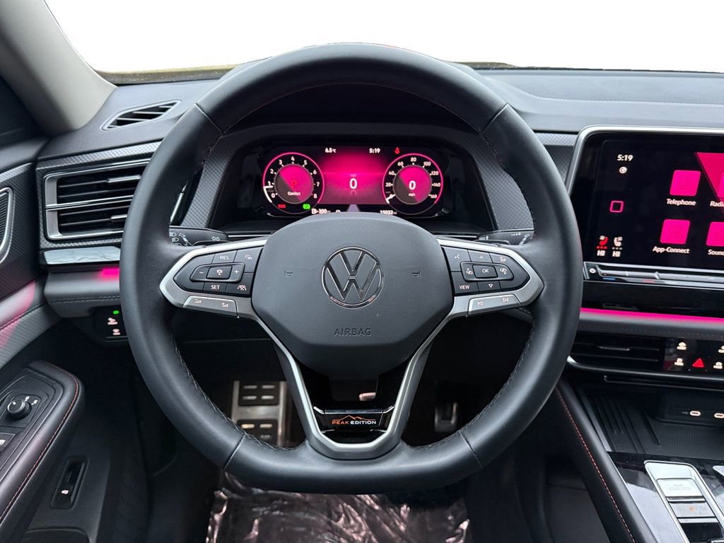 Used 2025 Volkswagen Atlas Peak Edition SE image 12