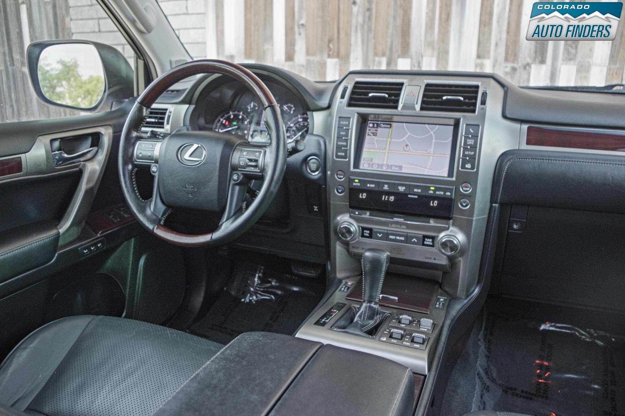 Used 2016 Lexus GX 460 Luxury w/ Preferred Accessory Package AWD/4WD image 15