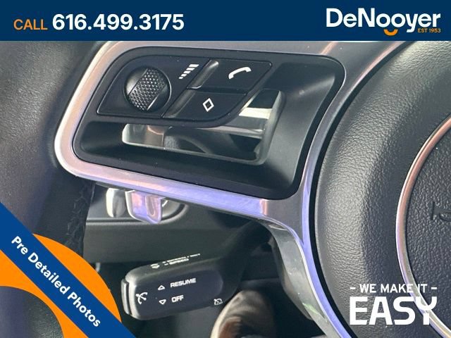 Used 2019 Porsche Macan AWD/4WD image 25