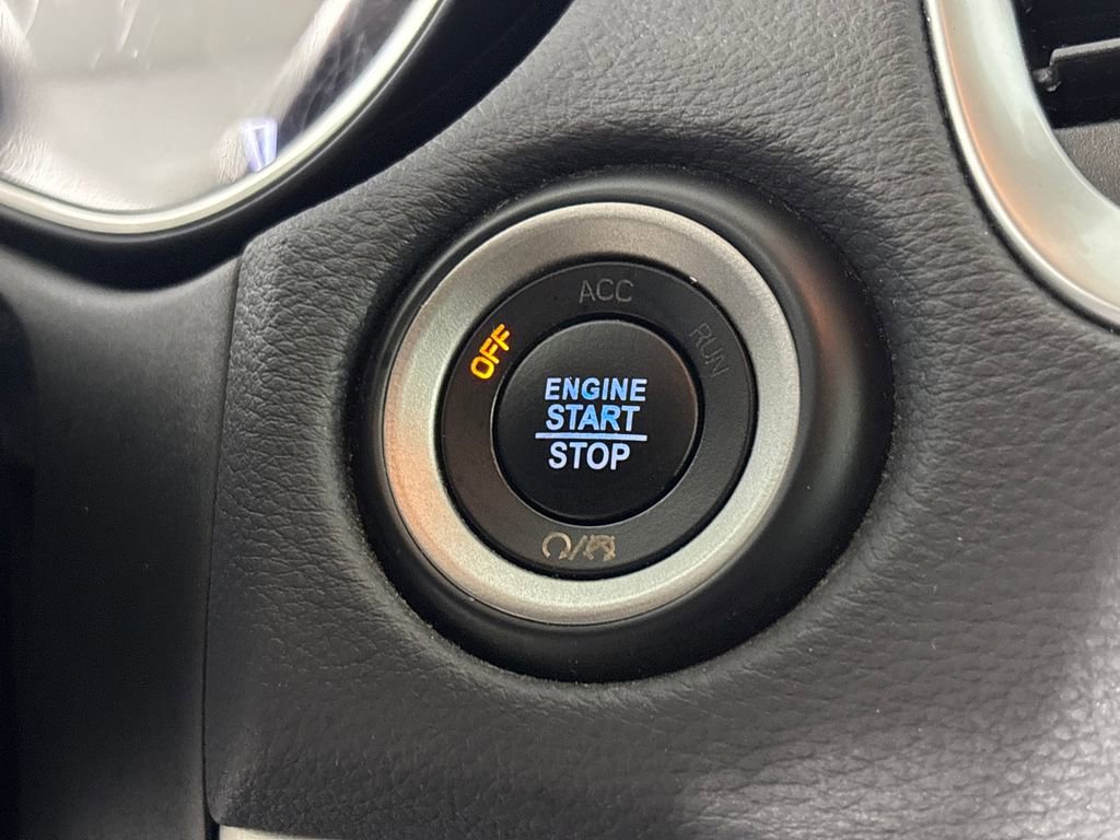 Used 2020 Dodge Durango SXT w/ 3rd Row Seating Group image 22