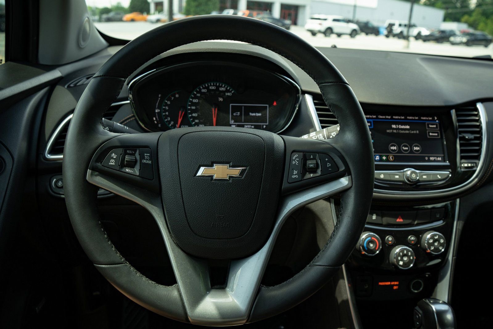 Used 2020 Chevrolet Trax Premier image 28