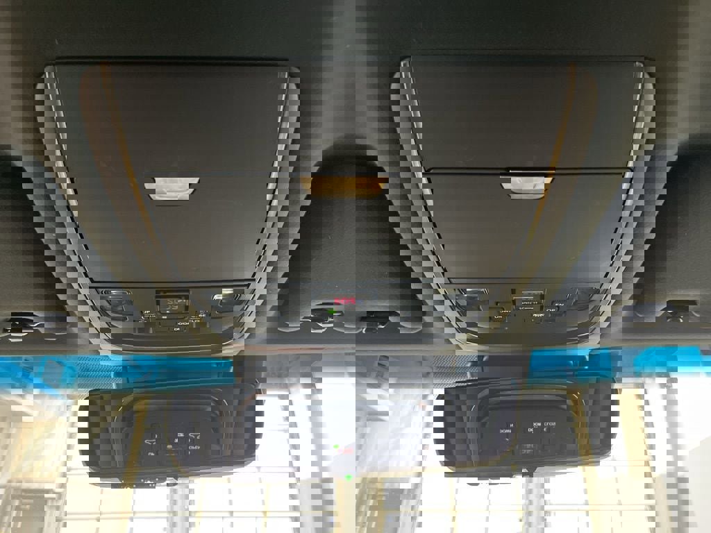 Used 2019 Lexus LS 500 AWD w/ Accessory Package (Z1) image 33