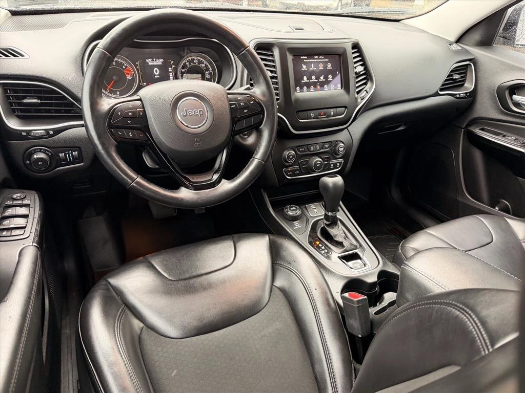 Used 2021 Jeep Cherokee Altitude image 11