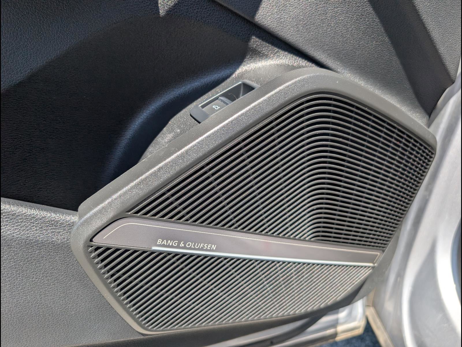 Used 2022 Audi Q5 2.0T Premium Plus image 17