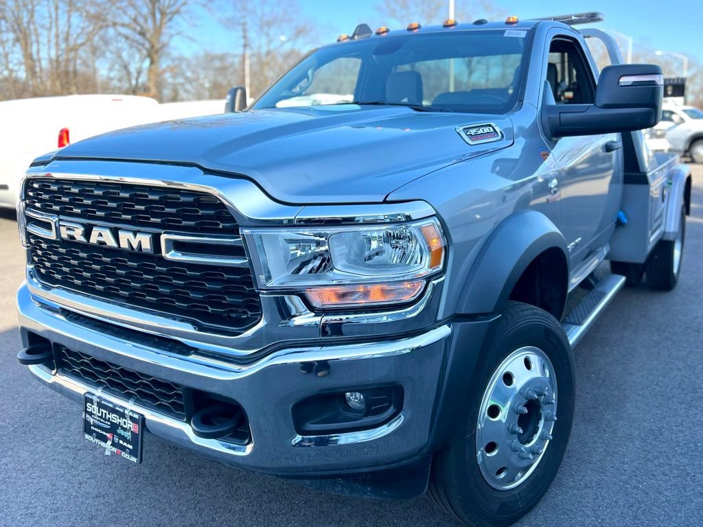 New 2024 RAM 4500 SLT w/ Quick Order Package 2YG SLT AWD/4WD image 4
