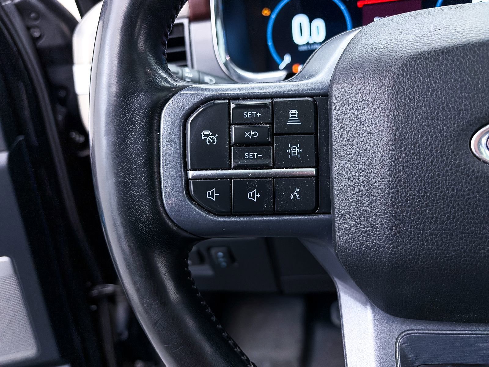 Used 2023 Ford F150 Lariat w/ Equipment Group 502A High AWD/4WD image 35