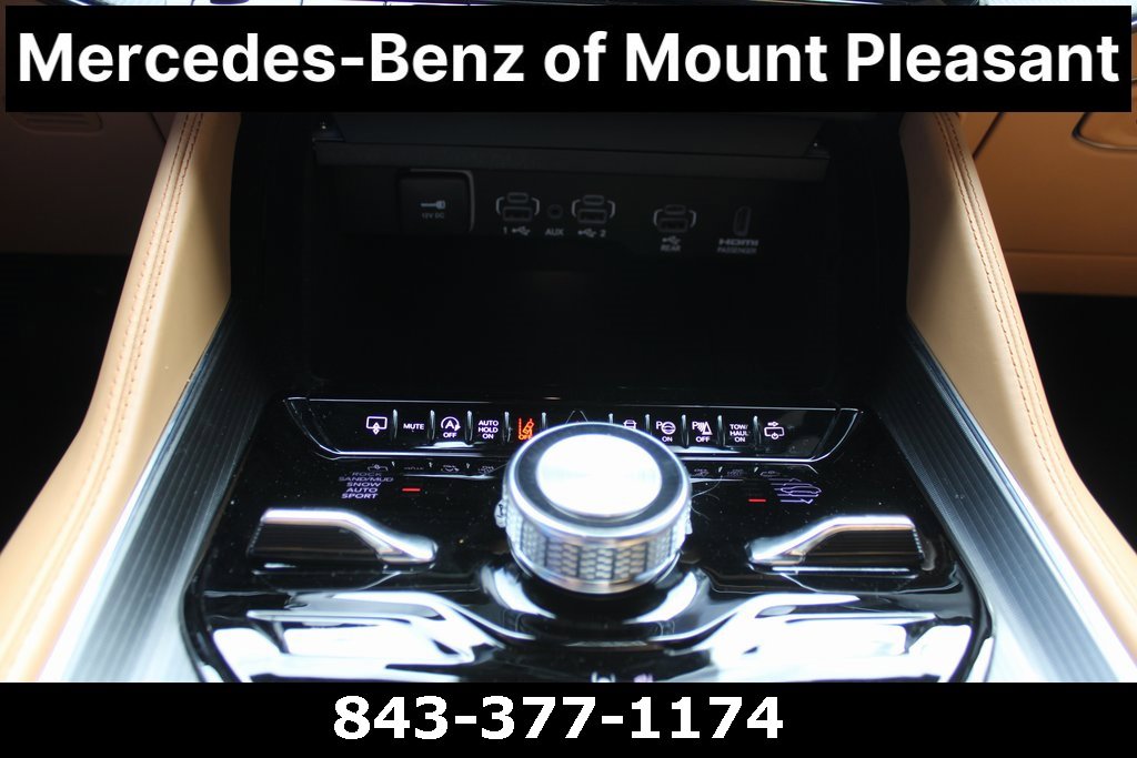 Used 2023 Jeep Grand Wagoneer L Series III w/ Rear Seat Video Group 1 image 41