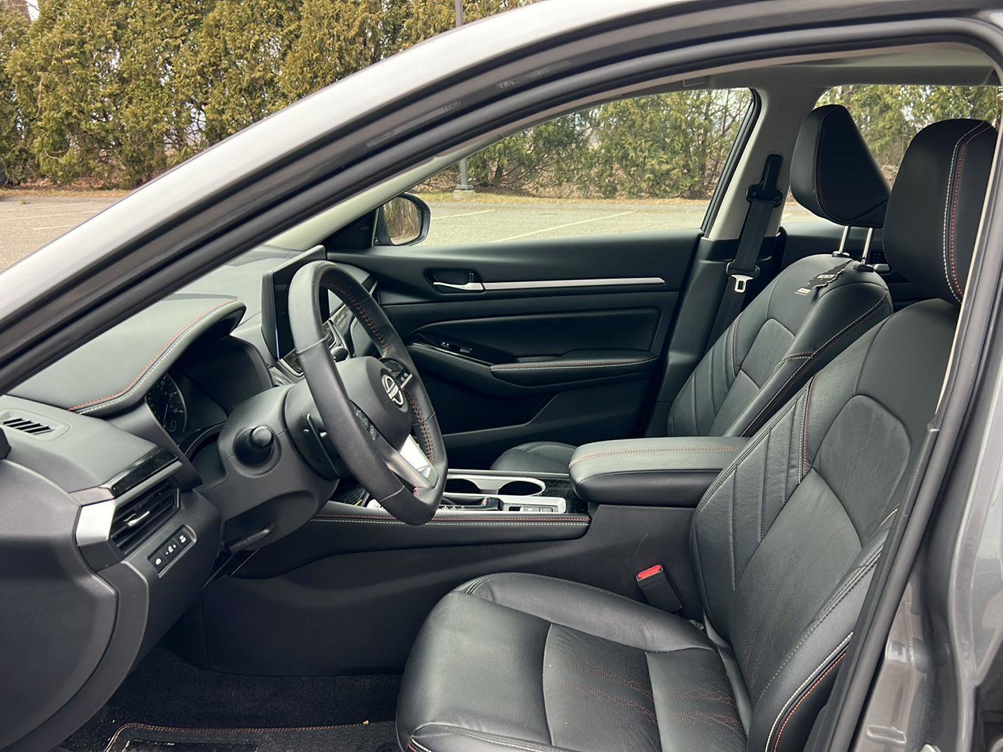 Certified 2024 Nissan Altima 2.5 SR w/ SR Premium Package image 7