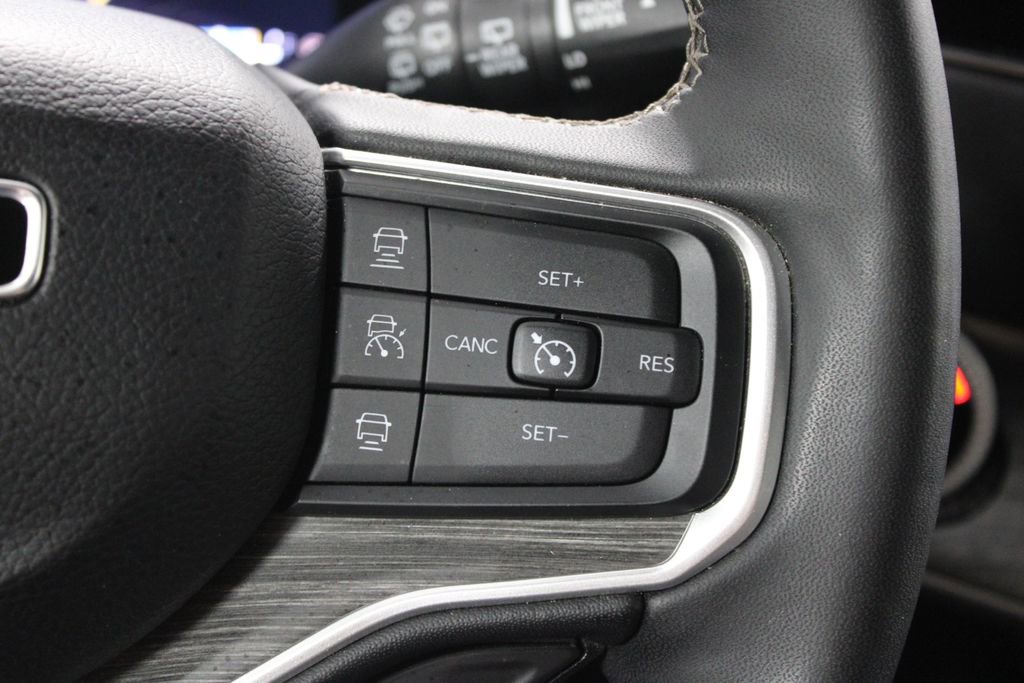 Used 2024 Jeep Wagoneer Series II image 41