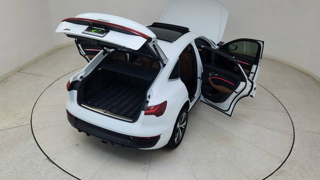 Used 2024 Audi Q8 e-tron Premium Plus w/ Premium Plus Package image 86