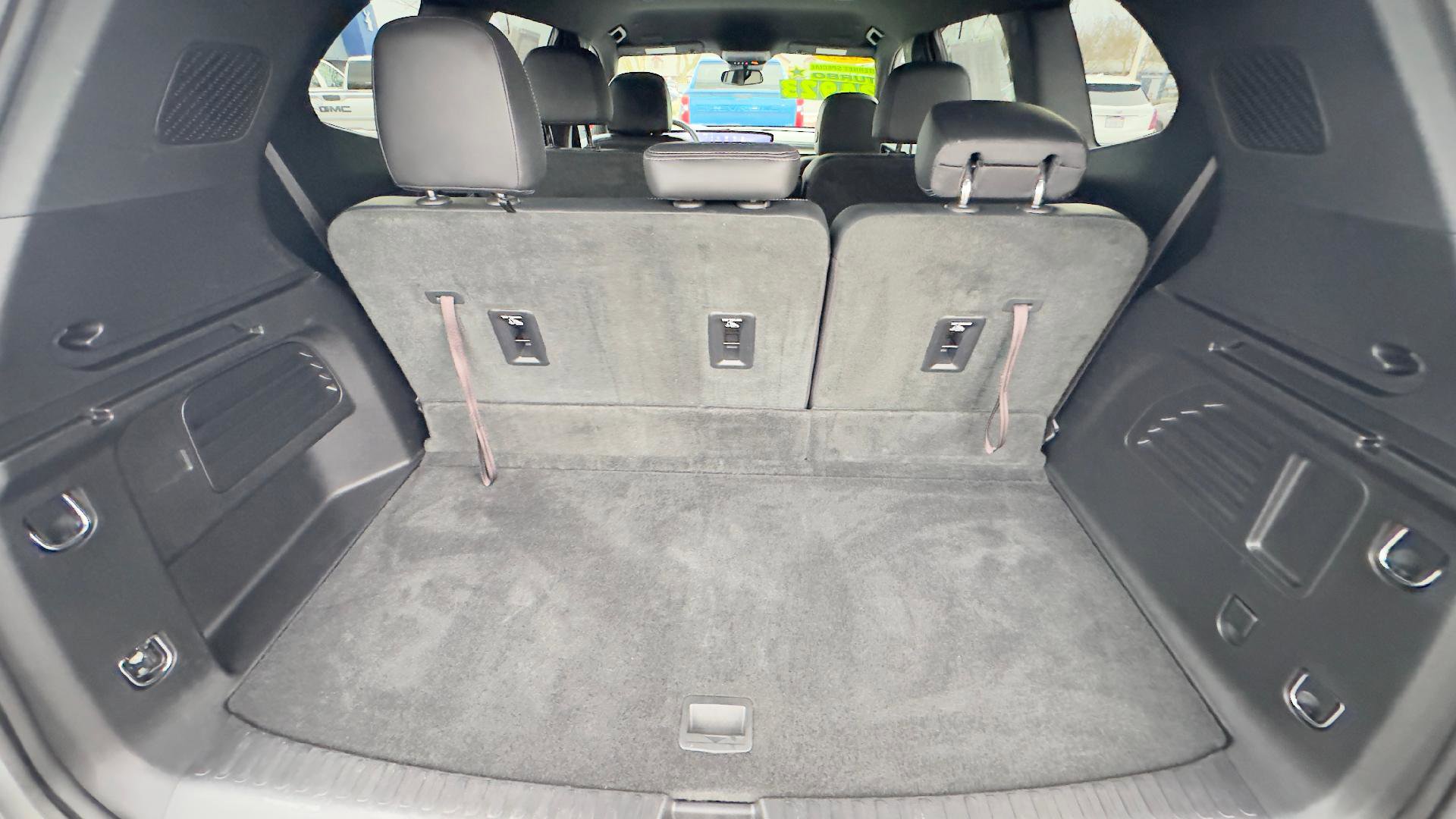 Used 2025 Buick Enclave Preferred image 7