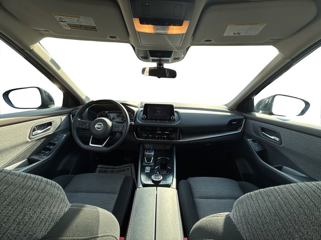 Used 2021 Nissan Rogue SV image 17