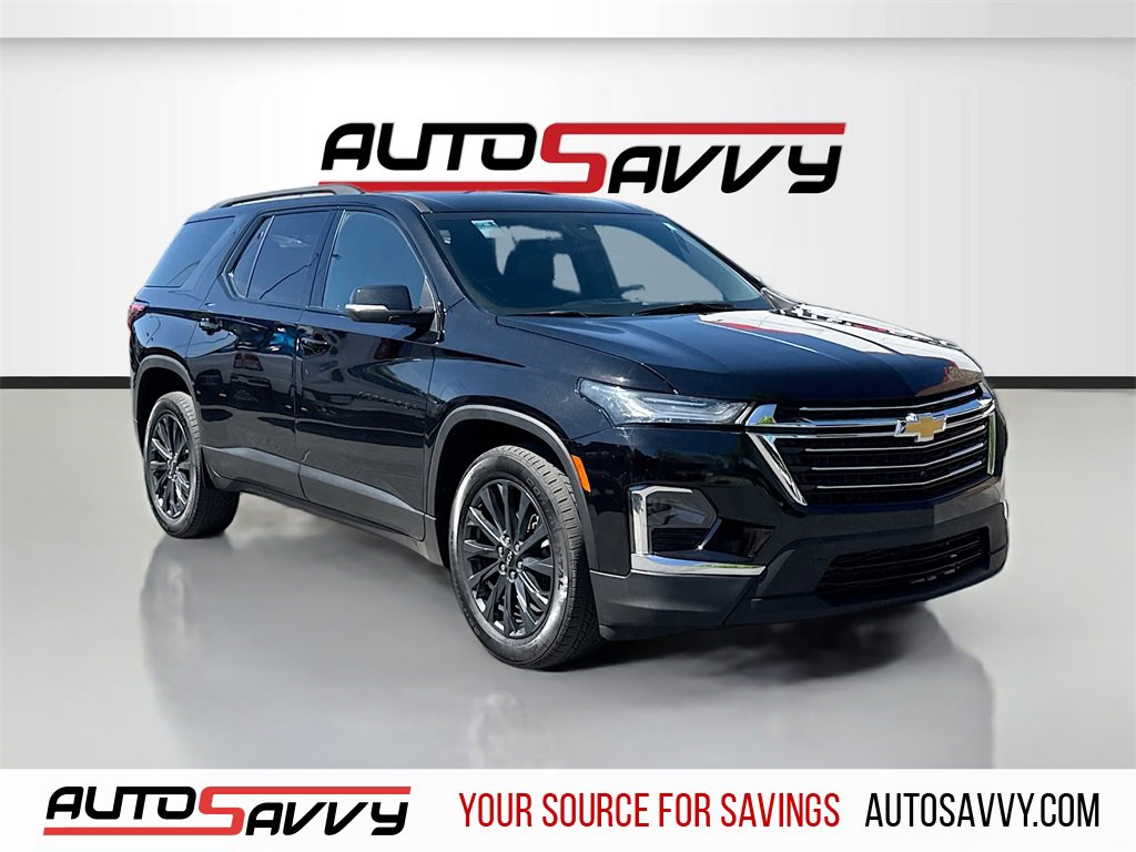 Used 2022 Chevrolet Traverse RS image 1