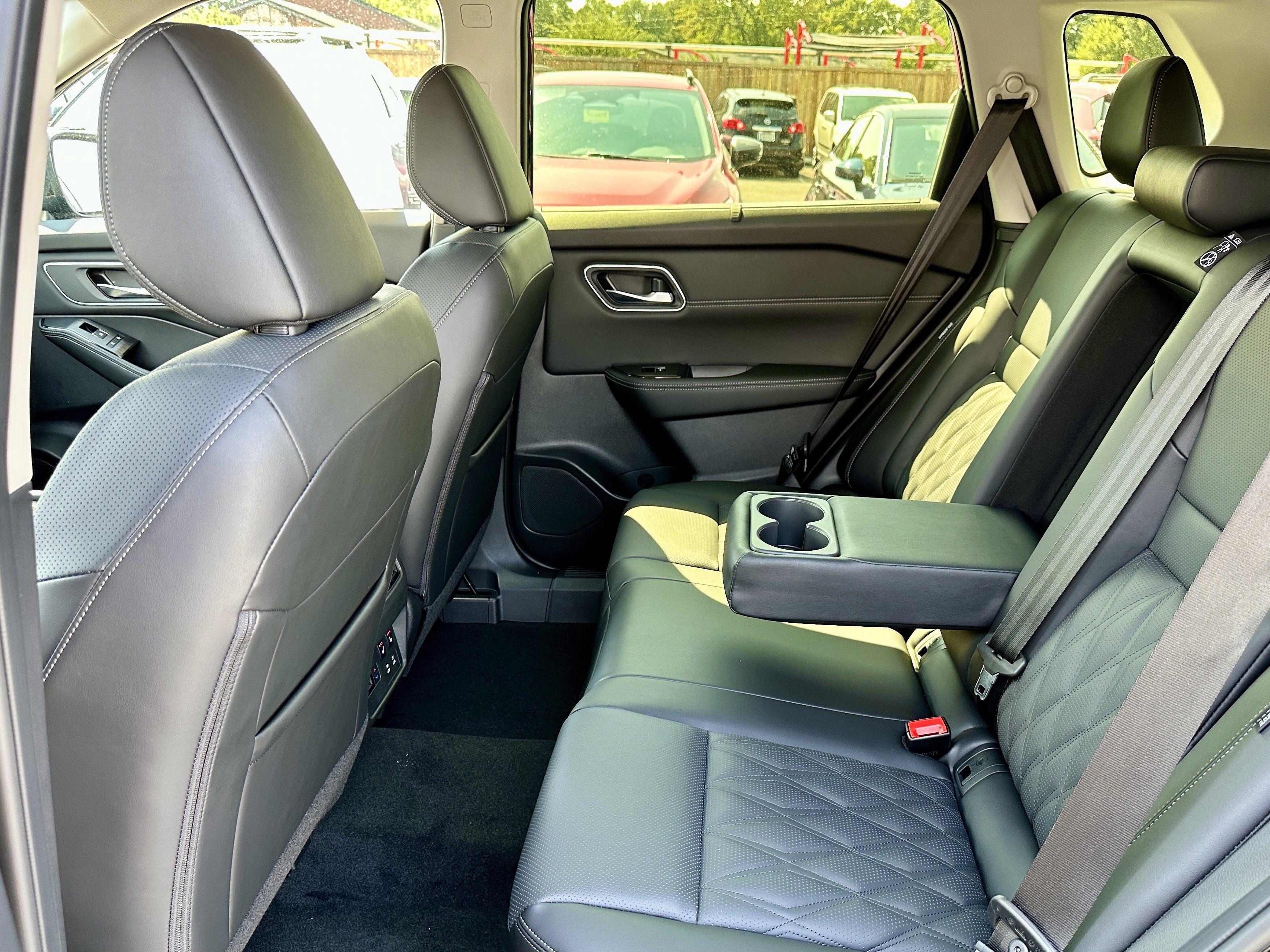 New 2026 Nissan Rogue Platinum w/ Platinum Premium Package AWD/4WD image 37