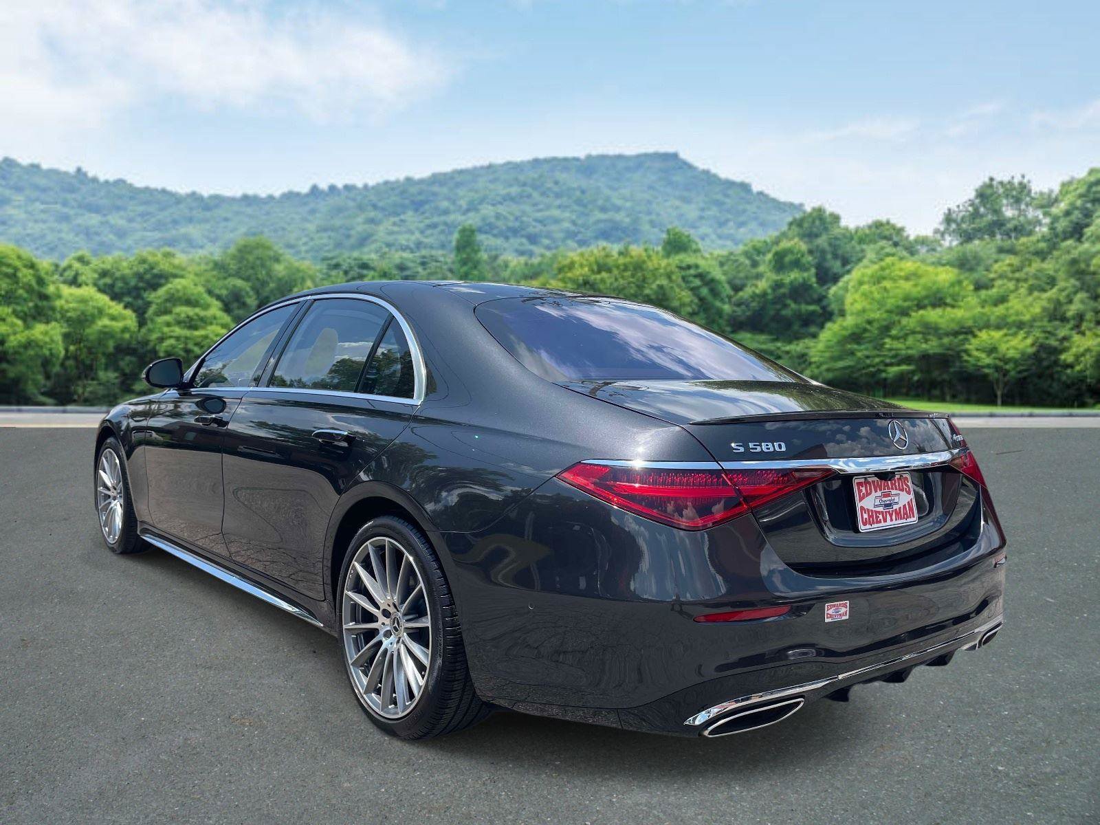 Used 2021 Mercedes-Benz S 580 4MATIC Sedan w/ AMG Line image 23
