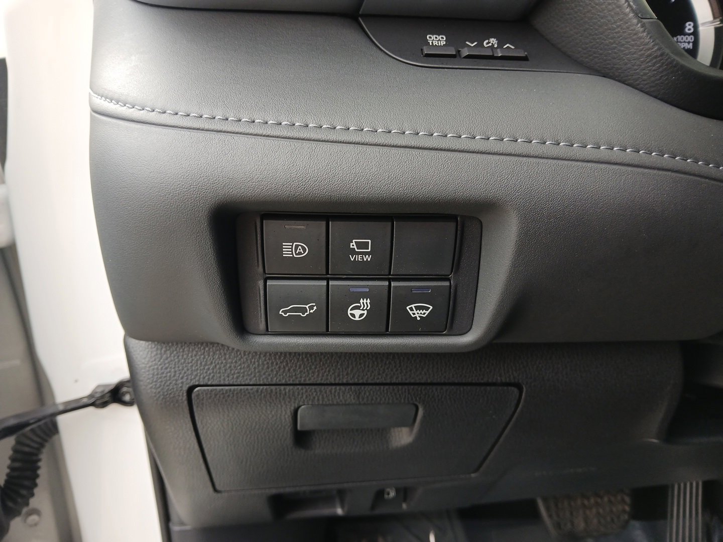 Used 2020 Toyota Highlander Limited image 12