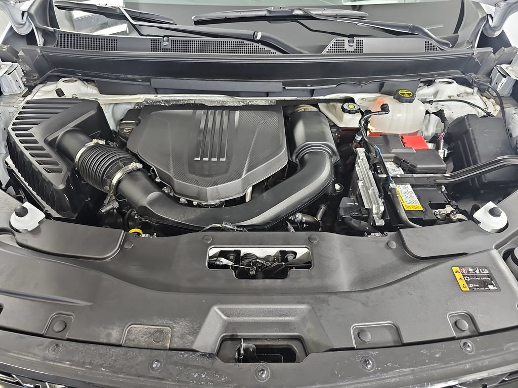 Certified 2024 Chevrolet Traverse RS w/ LPO, Floor Liner Package AWD/4WD image 38