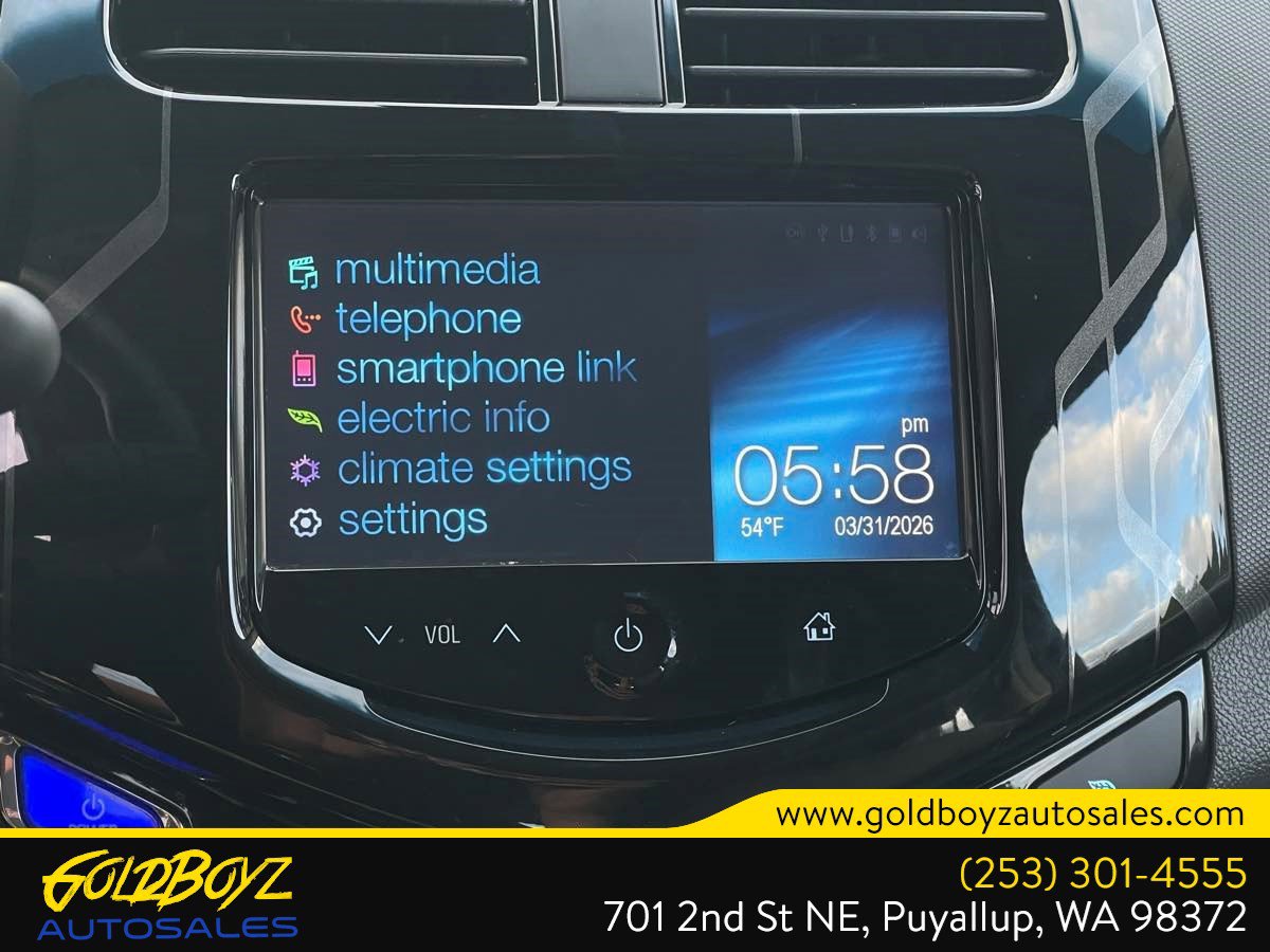 Used 2015 Chevrolet Spark LT image 33
