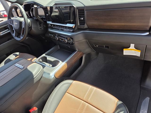 Certified 2026 Chevrolet Silverado 3500 High Country w/ High Country Premium Package AWD/4WD image 16