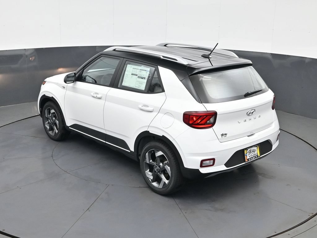 New 2026 Hyundai Venue SEL FWD image 19