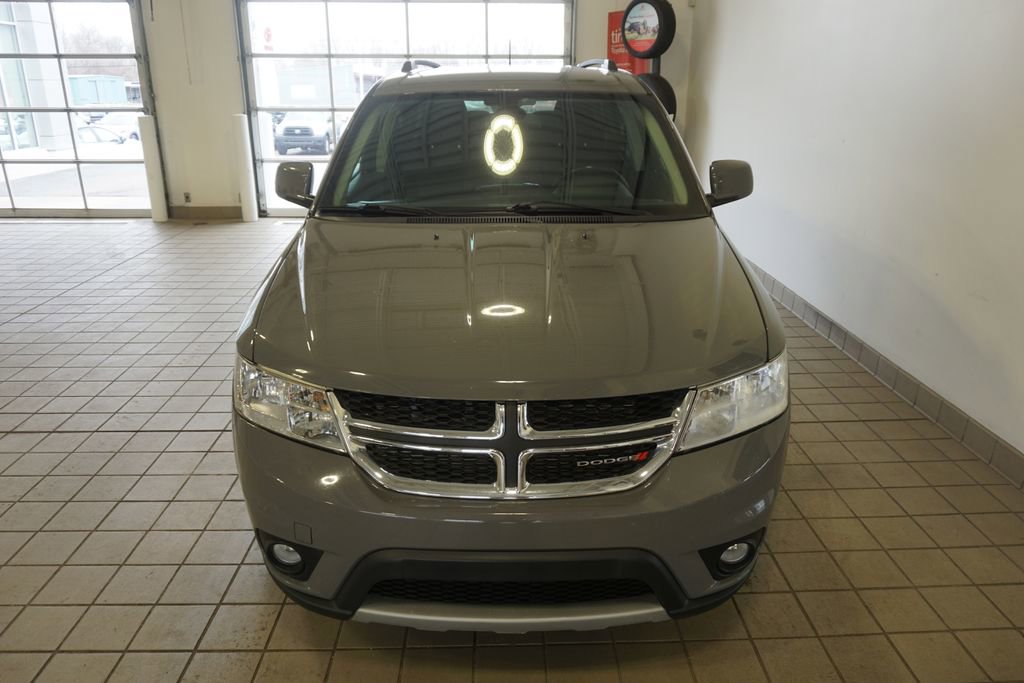 Used 2019 Dodge Journey SE FWD image 12