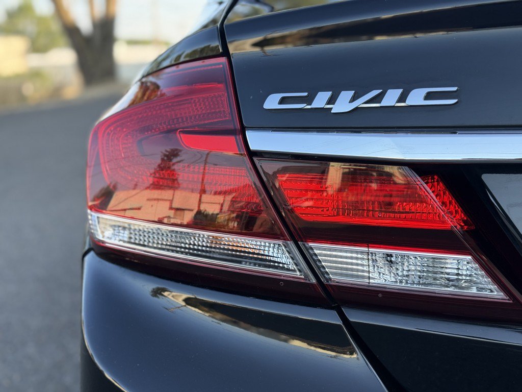 Used 2015 Honda Civic EX-L image 28