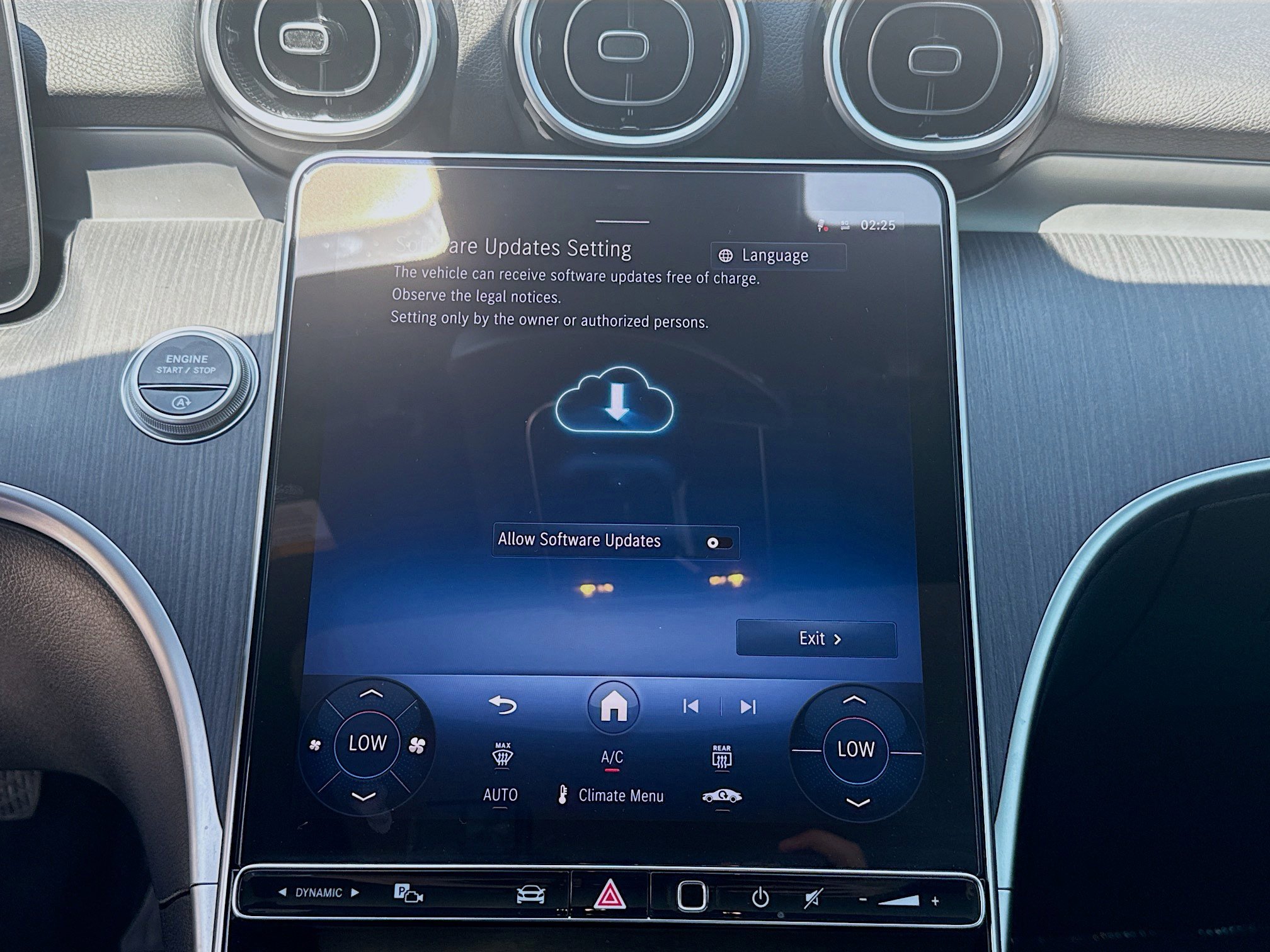 Used 2025 Mercedes-Benz C 300 Sedan image 10