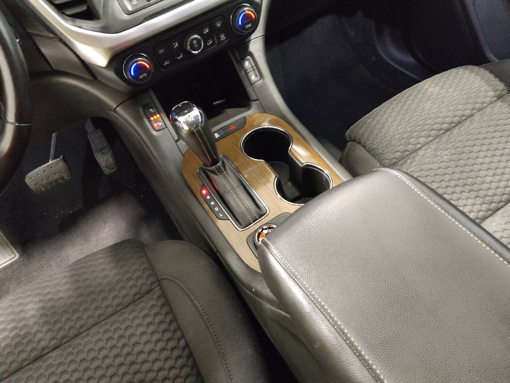 Used 2019 GMC Acadia SLE image 26