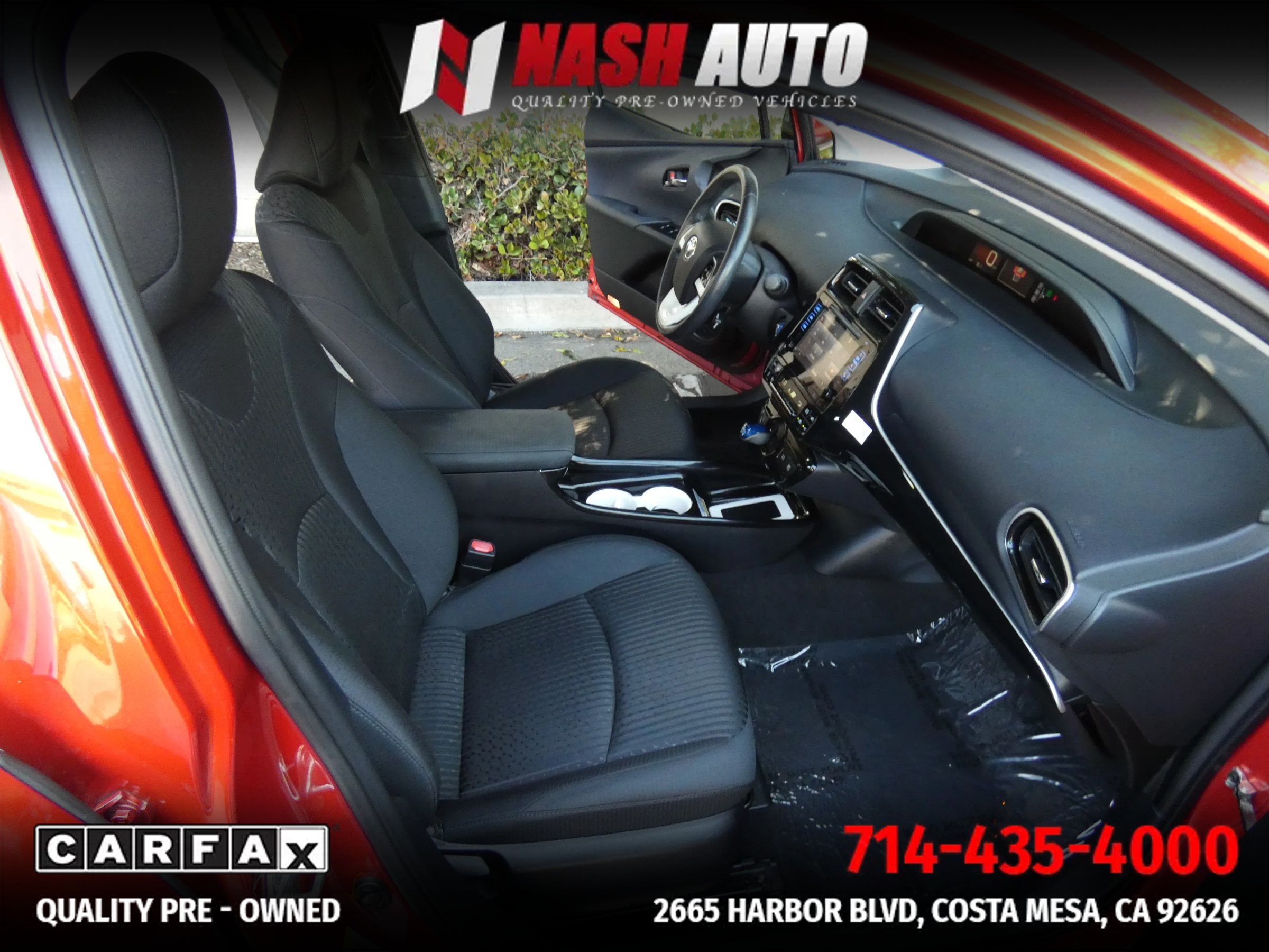 Used 2017 Toyota Prius Three w/ Carpet Mat Package FWD image 27