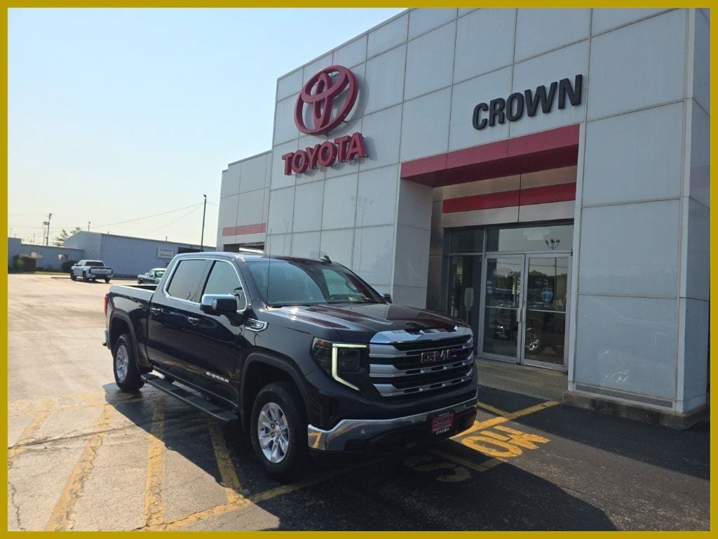 Used 2025 GMC Sierra 1500 SLE w/ Preferred Package