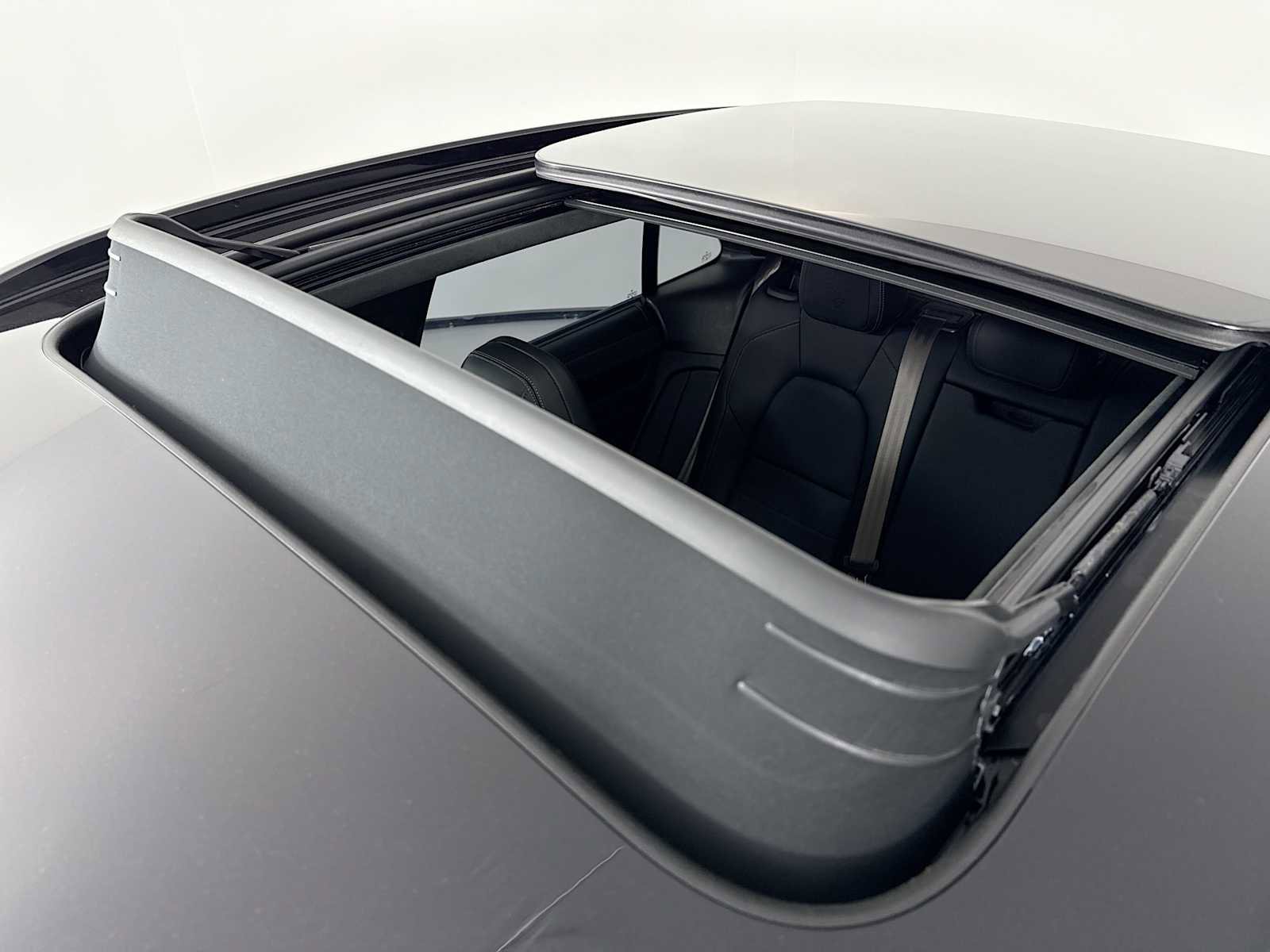 New 2025 Porsche Macan Turbo Electric image 23