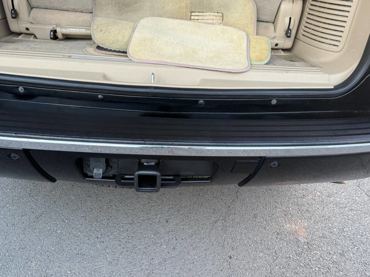 Used 2012 Cadillac Escalade Luxury image 36