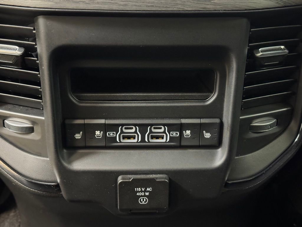 Used 2025 RAM 1500 Limited w/ Body Color Bumper Group image 19