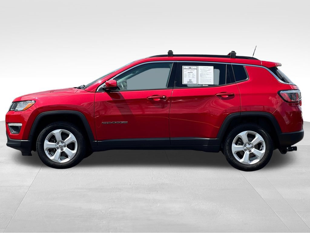Used 2018 Jeep Compass Latitude w/ Popular Equipment Group AWD/4WD image 4