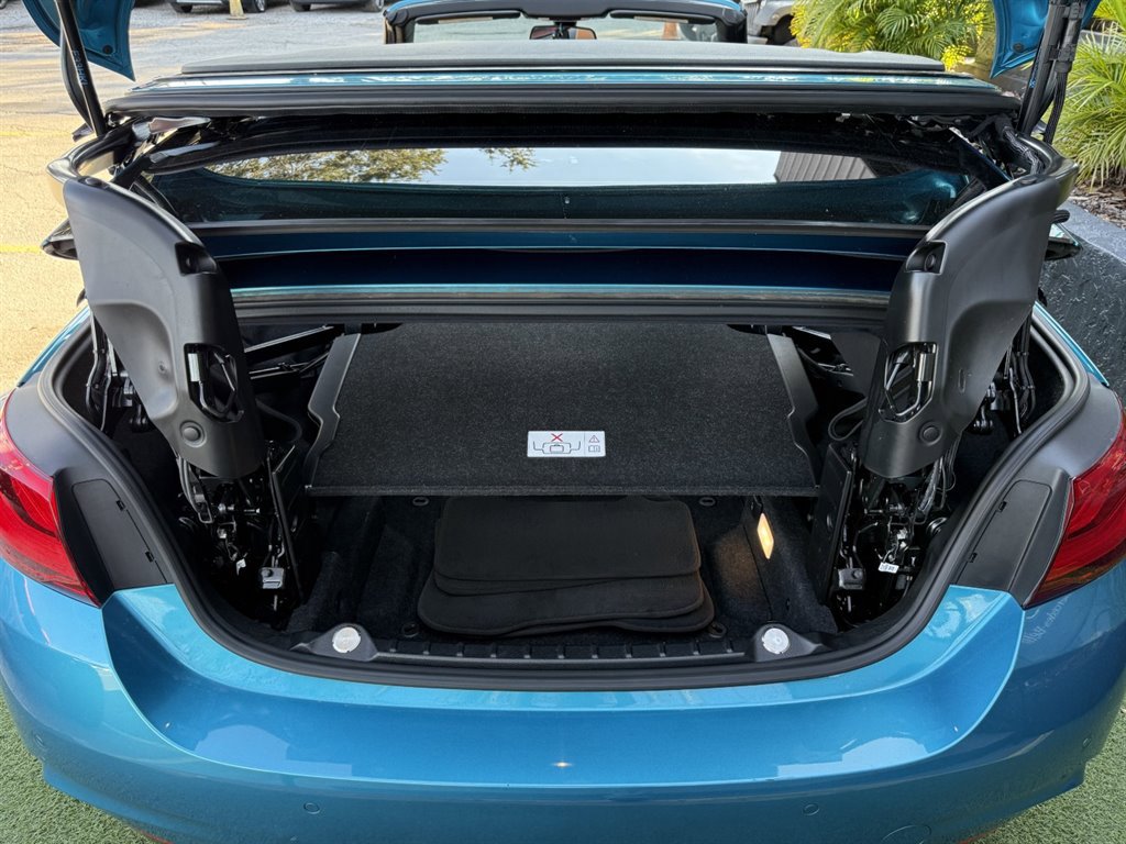 Used 2018 BMW 430i Convertible image 36