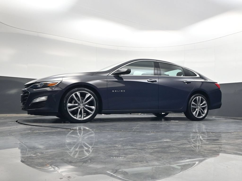 Used 2025 Chevrolet Malibu LT FWD image 34