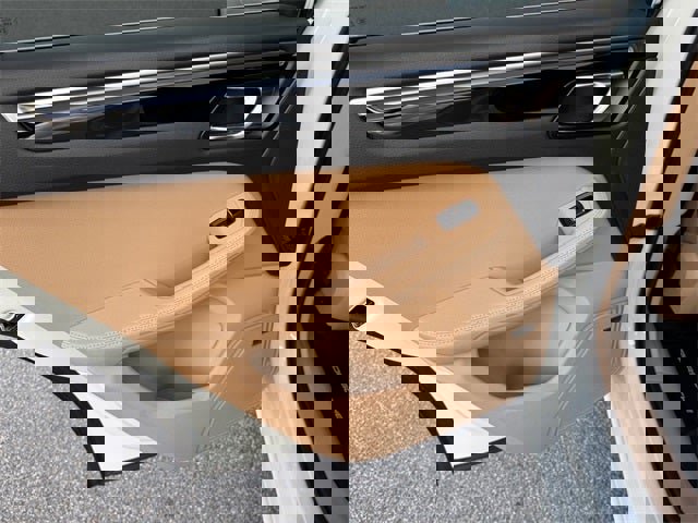 Used 2024 Porsche Macan S image 16