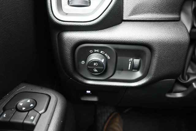 New 2027 RAM 1500 Express AWD/4WD image 14